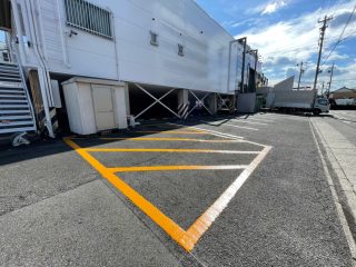 名古屋市　瑞穂区　店舗駐車場　塗り替え工事